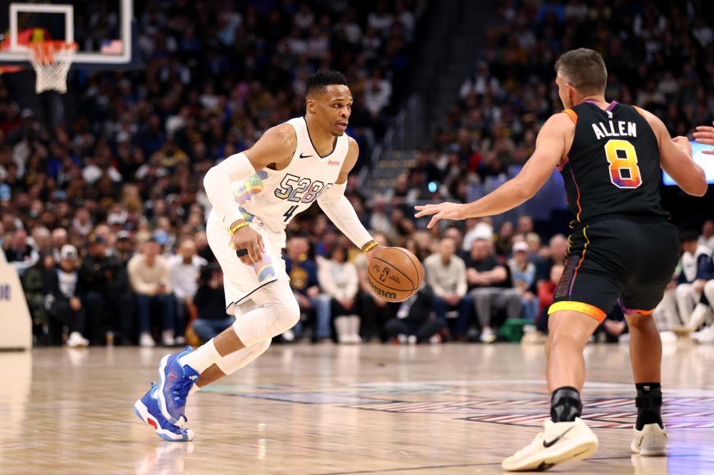 引了众多世 引了众多世